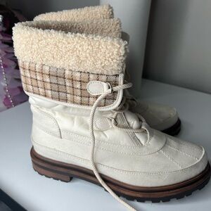 Maurices Willow Winter White Hiker Boot
